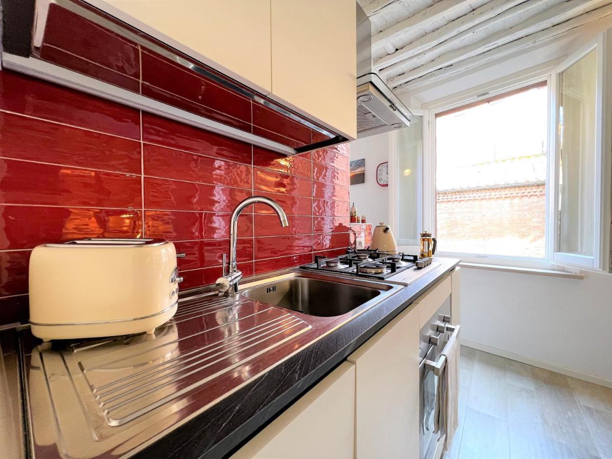 Casa Dany-At The Beginning Of The Main Street Siena Exterior photo