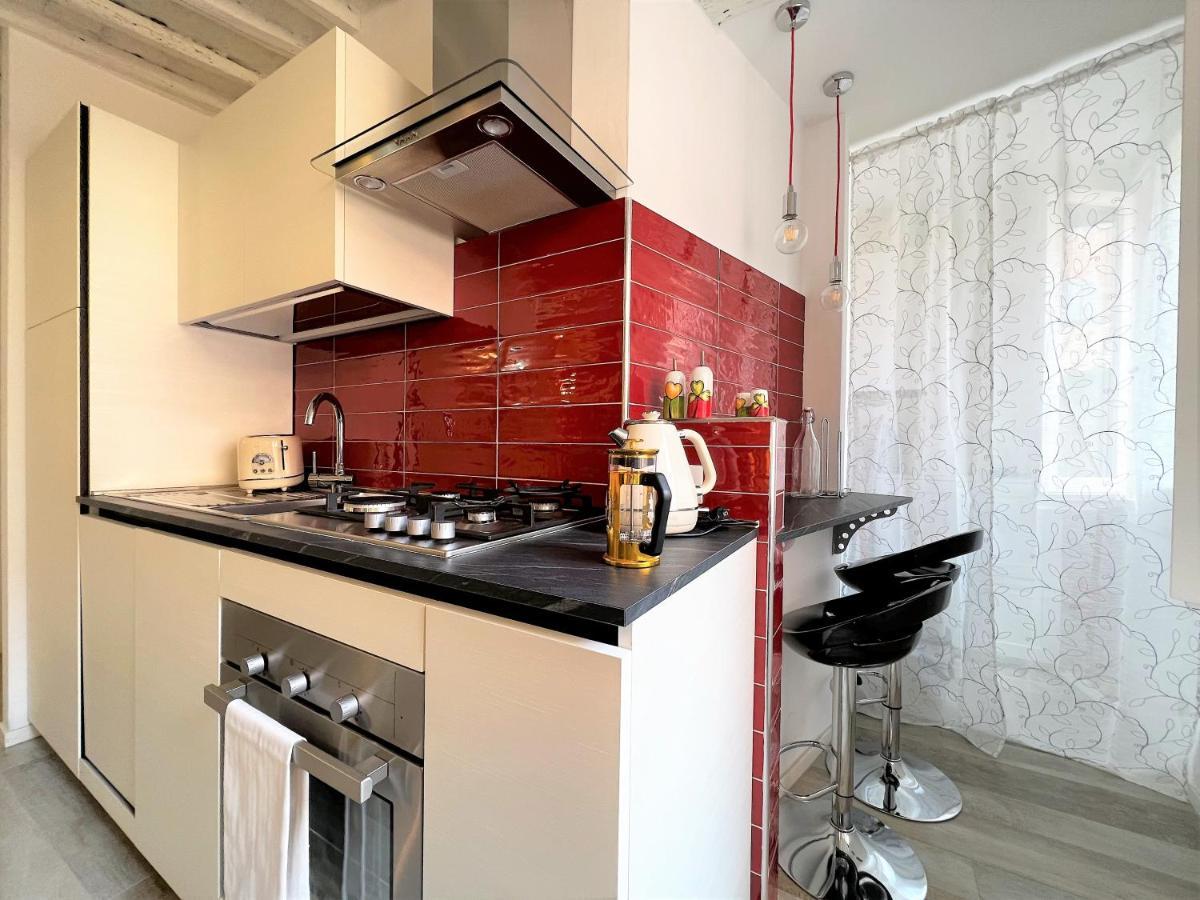 Casa Dany-At The Beginning Of The Main Street Siena Exterior photo