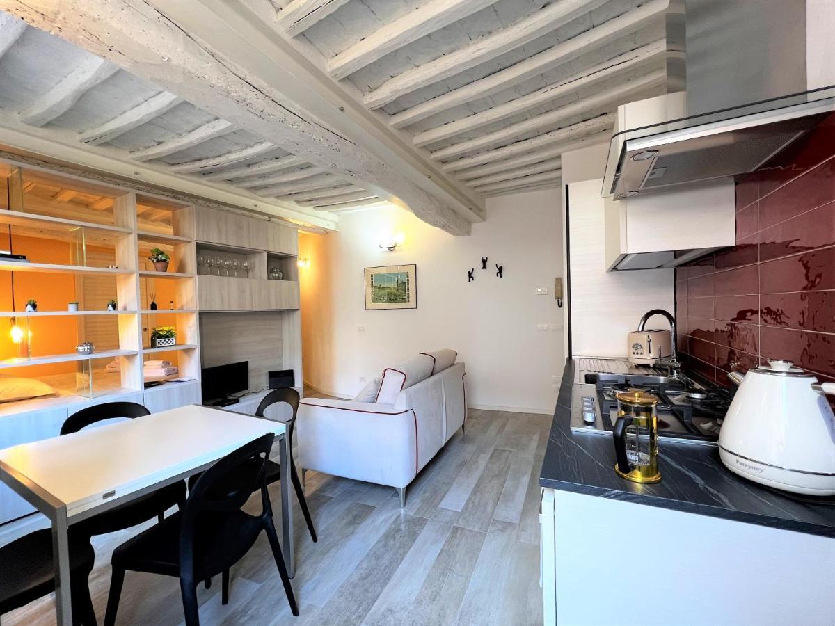Casa Dany-At The Beginning Of The Main Street Siena Exterior photo