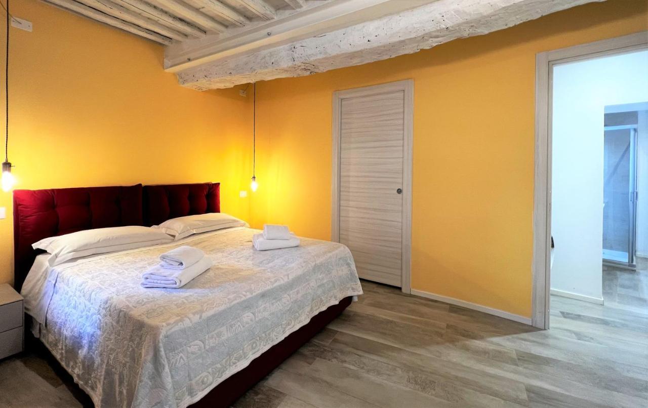 Casa Dany-At The Beginning Of The Main Street Siena Exterior photo